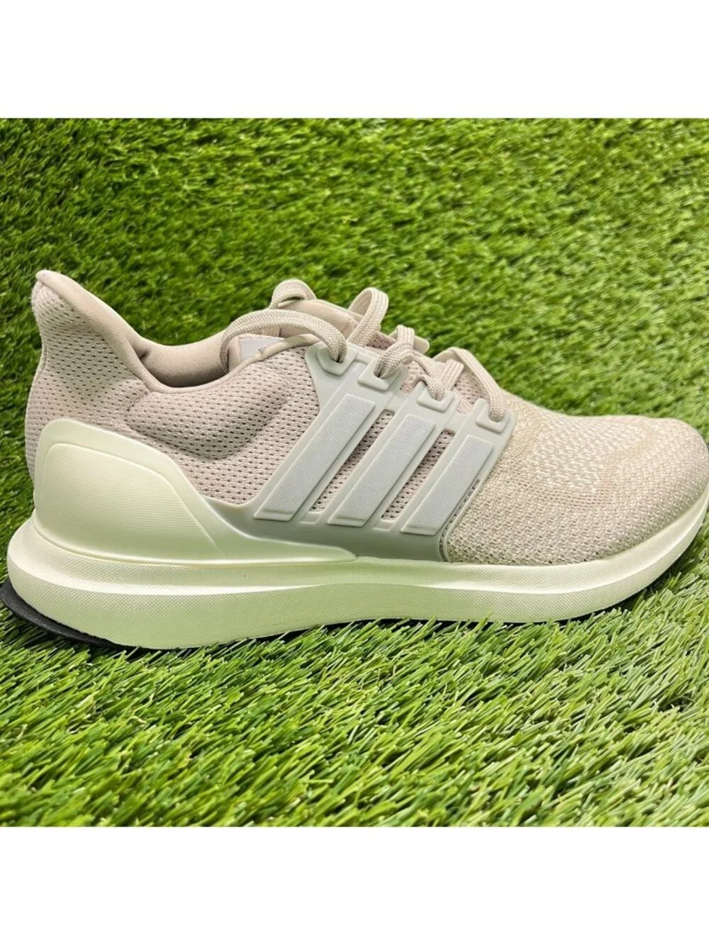 Adidas UBounce DNA Womens Size 7 Beige Gray Athletic Running Shoes Sneakers